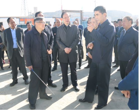 省委副書記、省長王建軍等領(lǐng)導(dǎo)一行視察海東工業(yè)園區(qū)臨空綜合經(jīng)濟園